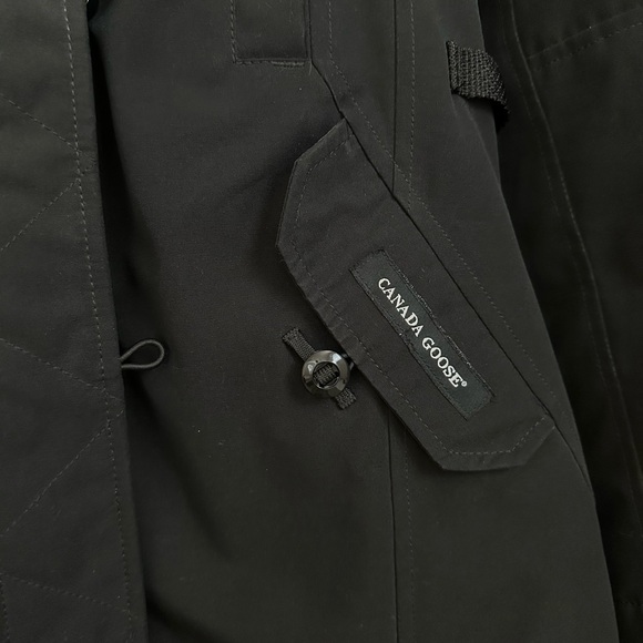 Canada Goose Kensington Parka Down Jacket, Women, XS, Excellent pre owned - Picture 9 of 13